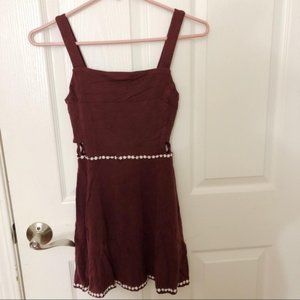 Garage XS Maroon Dress With White Flower Details
